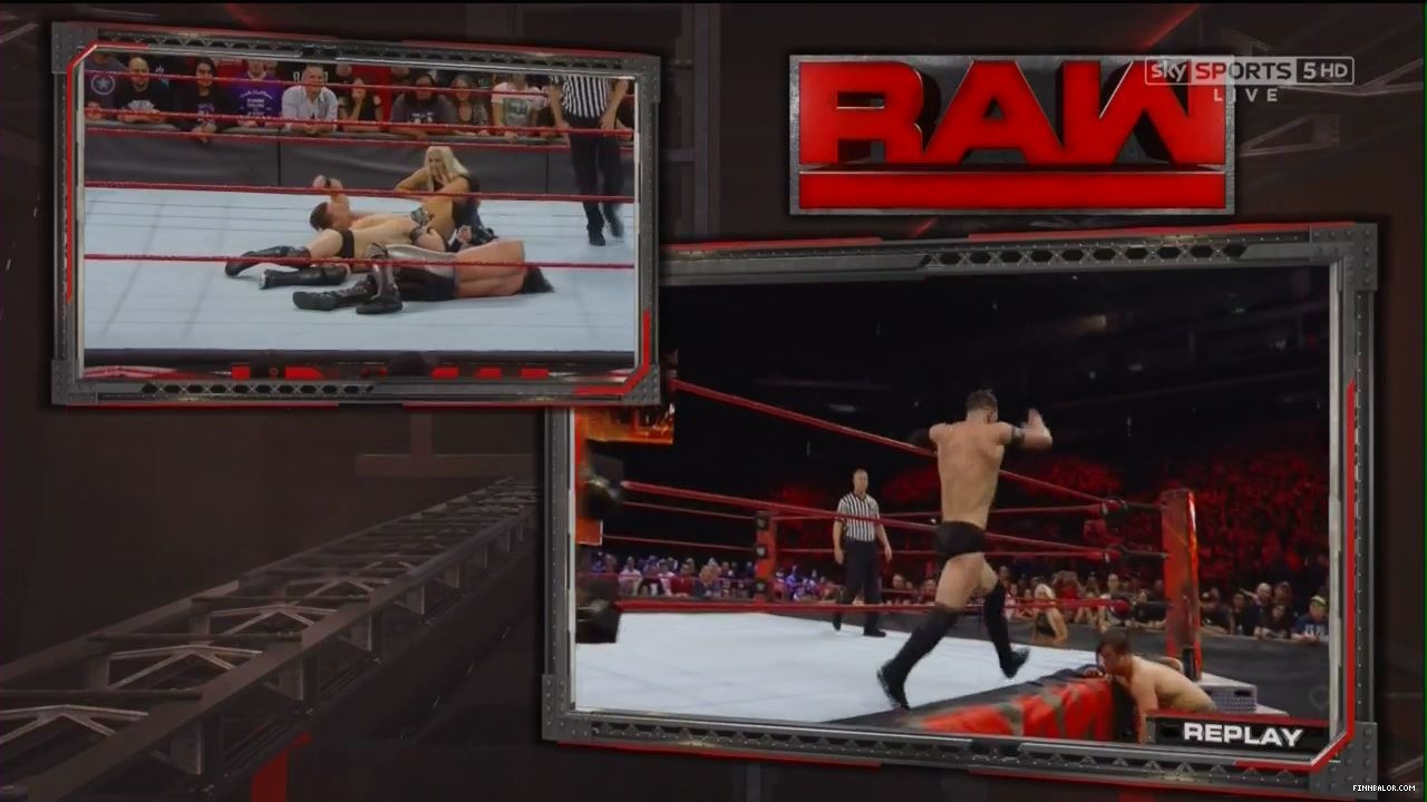 WWE_Raw_05_01_17_720p_HDTV_H264-XWT_mp4_007541220.jpg