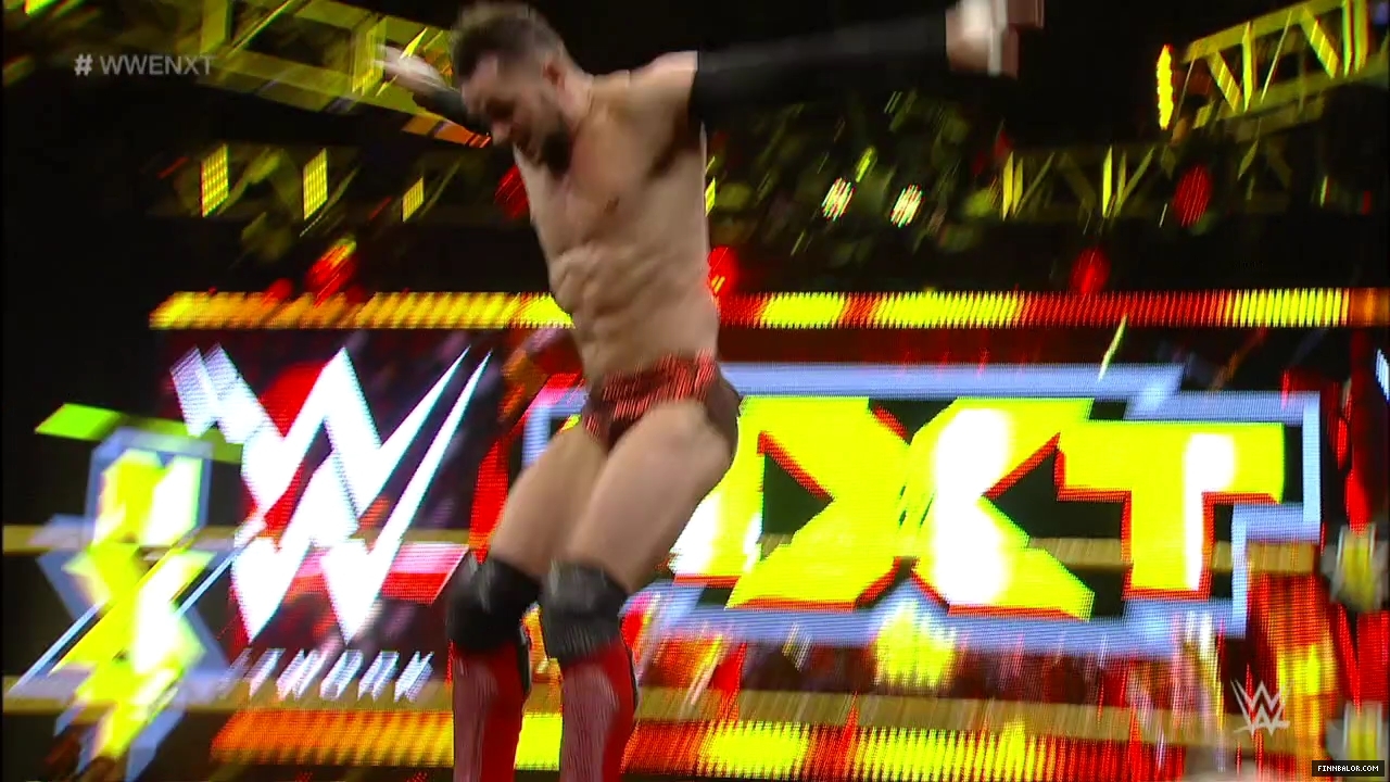WWE_NXT_2015_01_14_WEB-DL_4500k_x264-WD_mp4_000241092.jpg