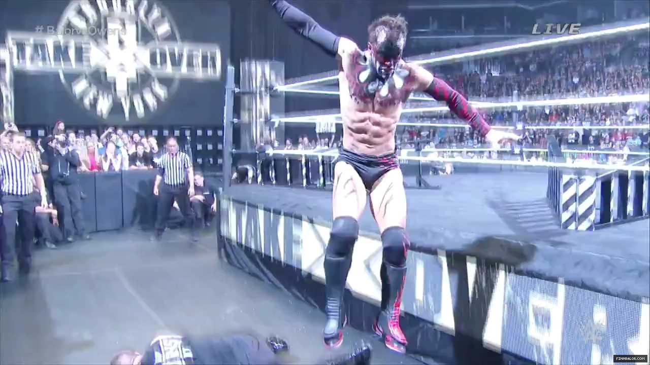 WWE_NXT_Takeover_Brooklyn_720p_HDTV_Network_x264-Kller9_mp4_20150823_125139_400.jpg