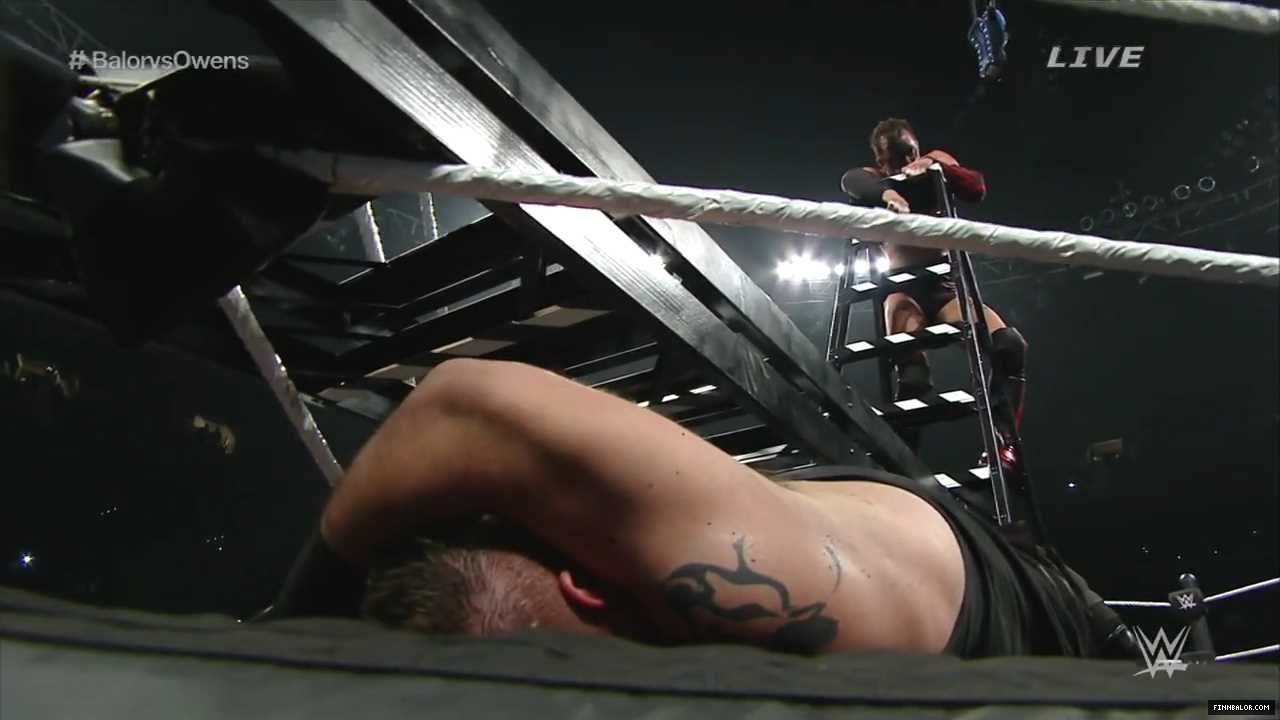 WWE_NXT_Takeover_Brooklyn_720p_HDTV_Network_x264-Kller9_mp4_20150823_125419_000.jpg
