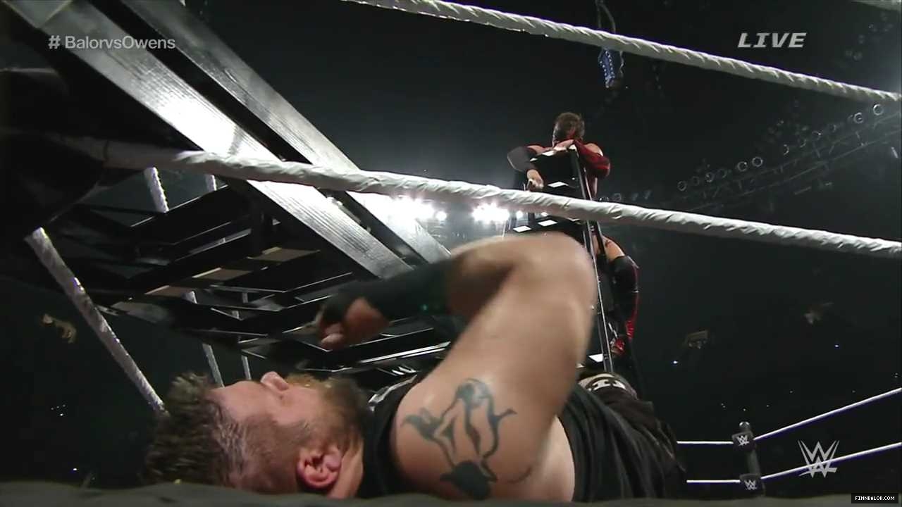 WWE_NXT_Takeover_Brooklyn_720p_HDTV_Network_x264-Kller9_mp4_20150823_125423_220.jpg