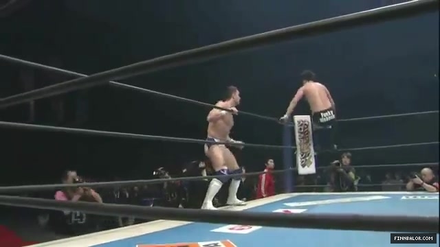 Prince_Devitt_vs__Ryusuke_Taguchi_NJPW_The_New_Beginning_10_02_320.jpg