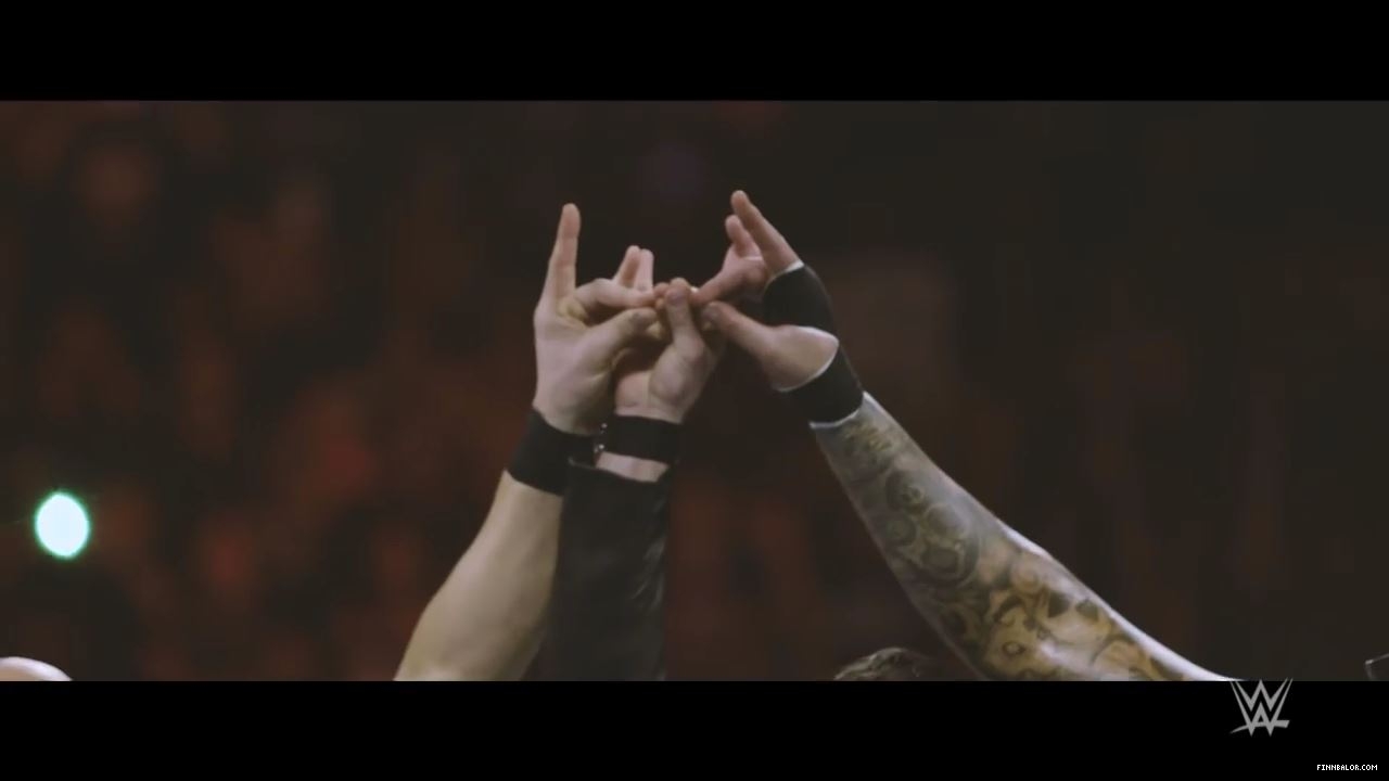 Relive_Finn_Balor_s__Too_Sweet__reunion_with_Luke_Gallows___Karl_Anderson__Exclusive2C_Jan__32C_2018_mp4_000016221.jpg