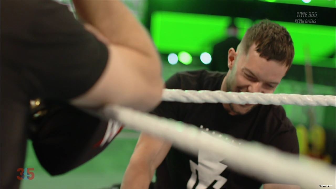 WWE_365_S01E01_Kevin_Owens_720p_WEB_h264-HEEL_mp4_002150418.jpg