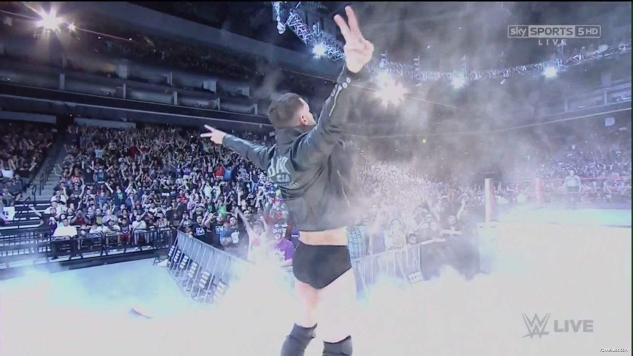 WWE_Raw_05_01_17_720p_HDTV_H264-XWT_mp4_006585673.jpg
