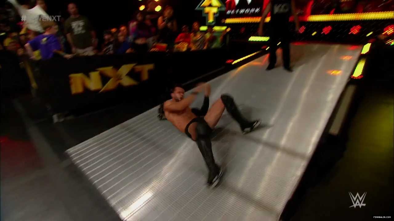 WWE_NXT_2015_08_12_720p_WEBRip_h264-WD_mp4_20150812_225621_535.jpg