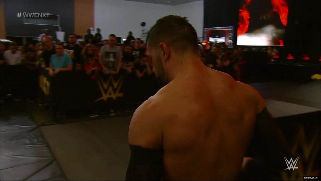 WWE_NXT_2015_04_08_WEB-DL_4500k_x264-WD_mp4_002077733.jpg