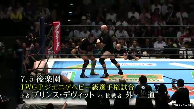 20__Prince_Devitt_vs__Kazuchika_Okada_-_NJPW_Kizuna_Road_Akita_5B20_07_097.jpg