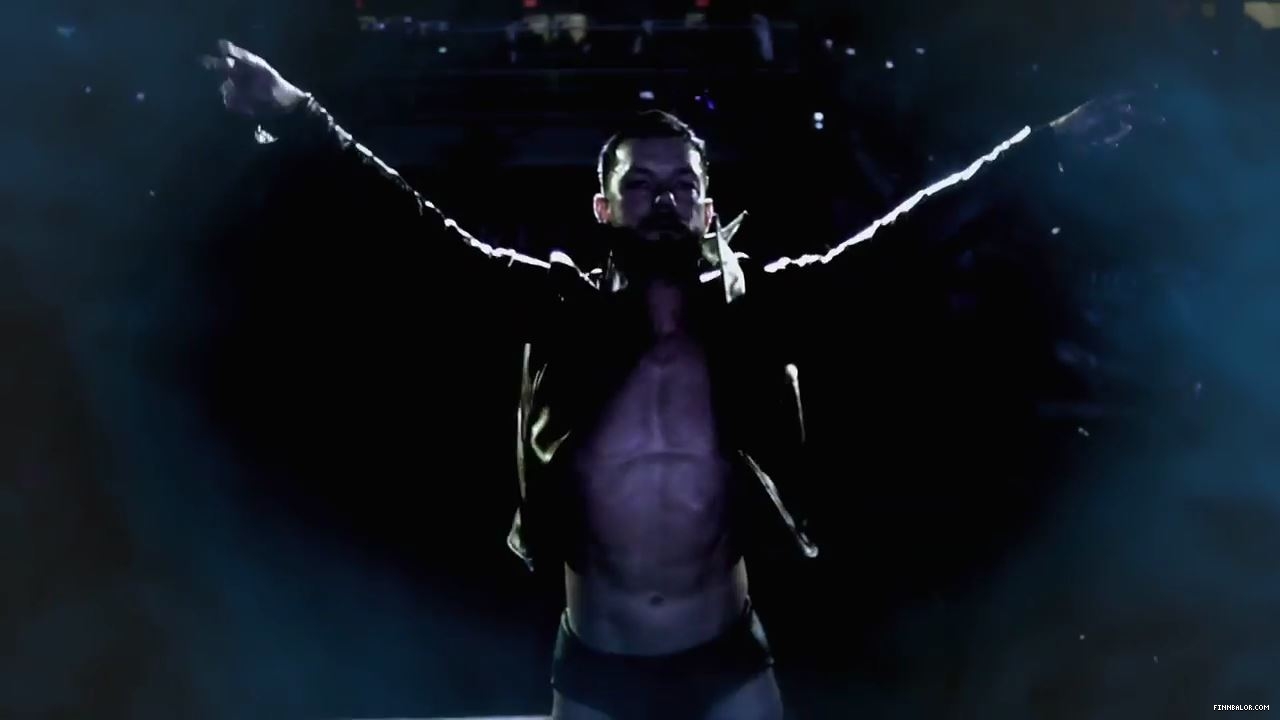 A_special_look_at_the_charismatic_Finn_Balor-_Raw2C_June_122C_2017_mp4_000005406.jpg