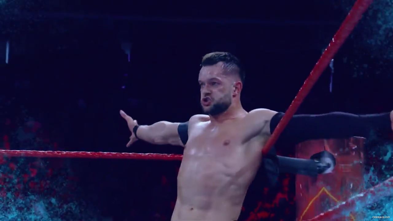 A_special_look_at_the_charismatic_Finn_Balor-_Raw2C_June_122C_2017_mp4_000035550.jpg