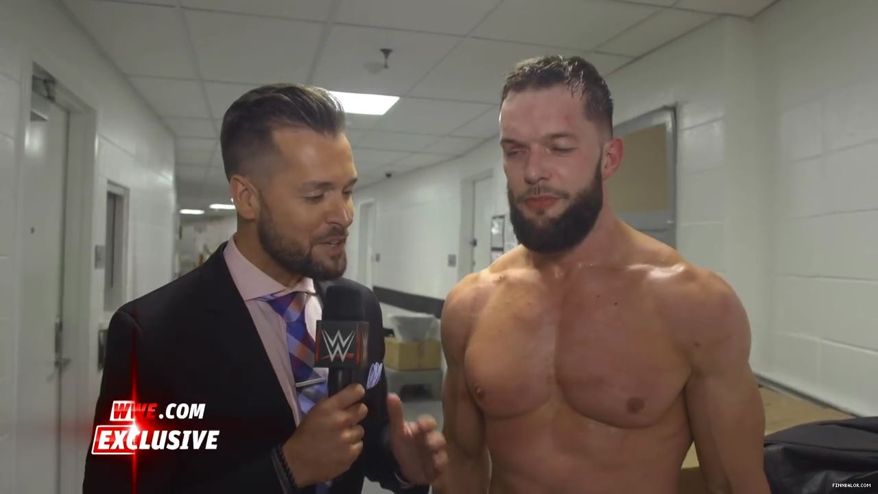 Finn_Balor_is_one_step_closer_to_reclaiming_the_Universal_Title__Raw_Exclusive2C_May_72C_2018_mp4_000002439.jpg