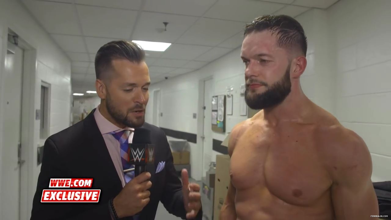 Finn_Balor_is_one_step_closer_to_reclaiming_the_Universal_Title__Raw_Exclusive2C_May_72C_2018_mp4_000003558.jpg