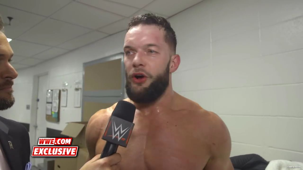 Finn_Balor_is_one_step_closer_to_reclaiming_the_Universal_Title__Raw_Exclusive2C_May_72C_2018_mp4_000009425.jpg