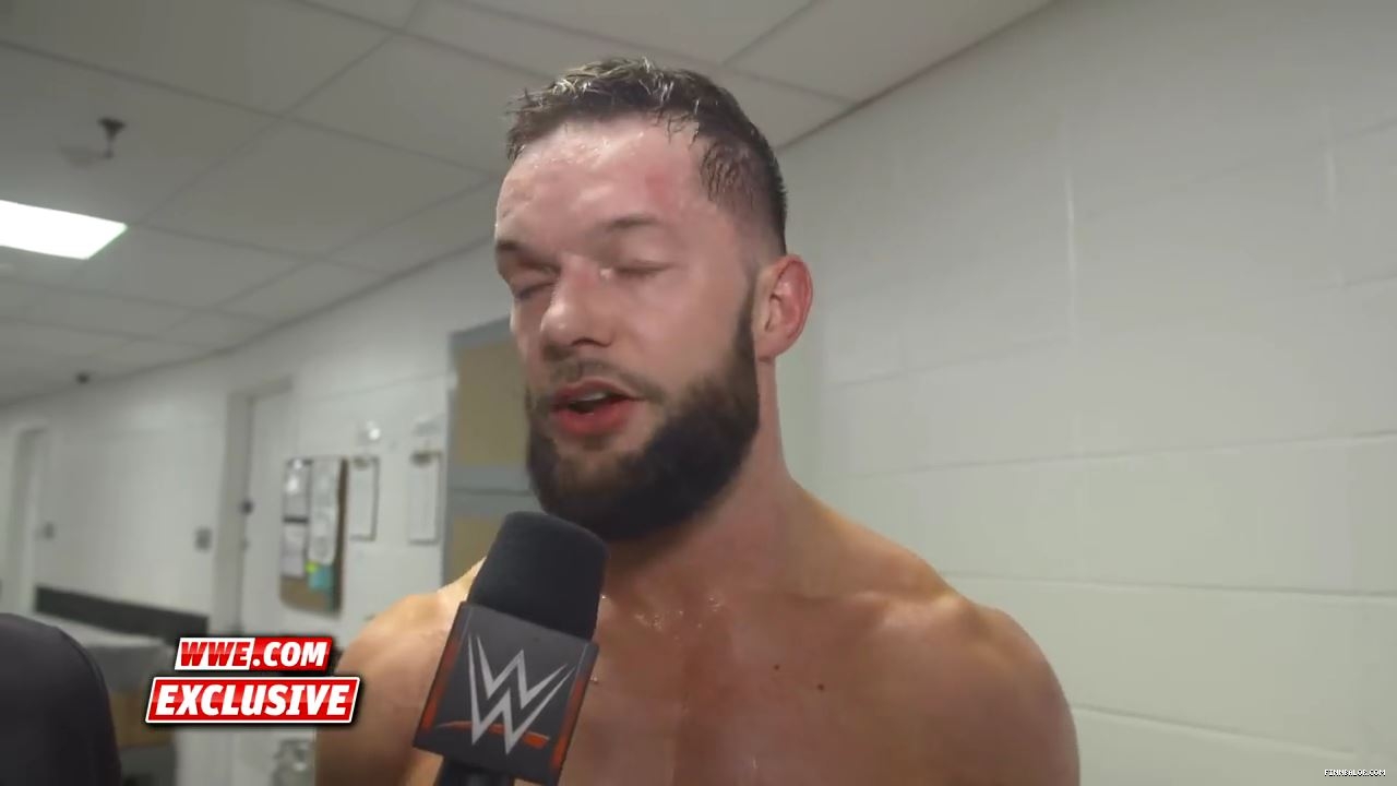 Finn_Balor_is_one_step_closer_to_reclaiming_the_Universal_Title__Raw_Exclusive2C_May_72C_2018_mp4_000022950.jpg