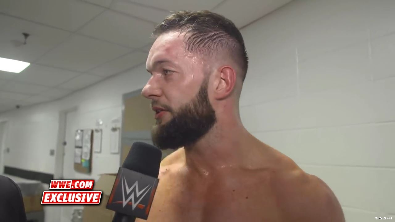 Finn_Balor_is_one_step_closer_to_reclaiming_the_Universal_Title__Raw_Exclusive2C_May_72C_2018_mp4_000023510.jpg
