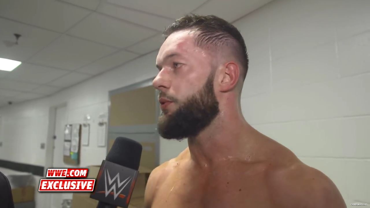 Finn_Balor_is_one_step_closer_to_reclaiming_the_Universal_Title__Raw_Exclusive2C_May_72C_2018_mp4_000024086.jpg