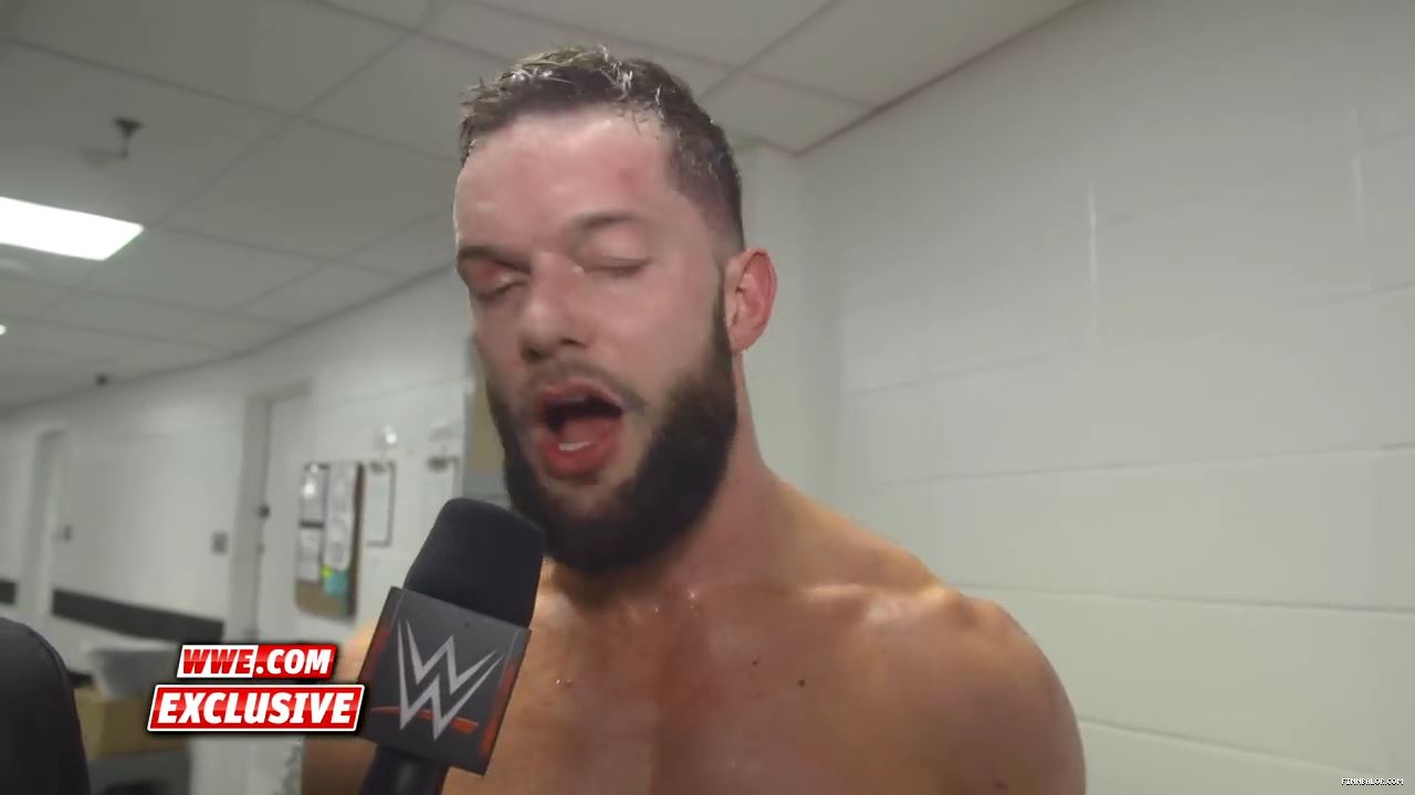 Finn_Balor_is_one_step_closer_to_reclaiming_the_Universal_Title__Raw_Exclusive2C_May_72C_2018_mp4_000025179.jpg