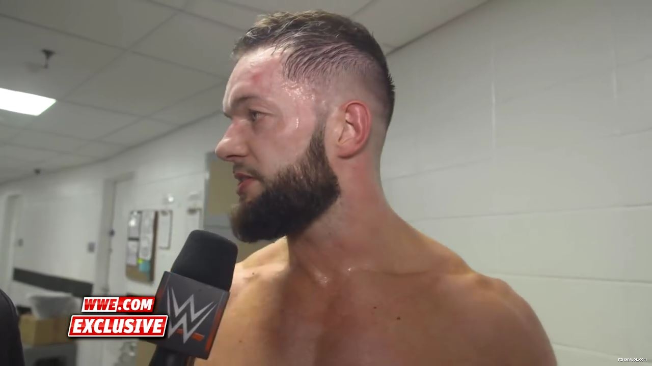Finn_Balor_is_one_step_closer_to_reclaiming_the_Universal_Title__Raw_Exclusive2C_May_72C_2018_mp4_000028650.jpg