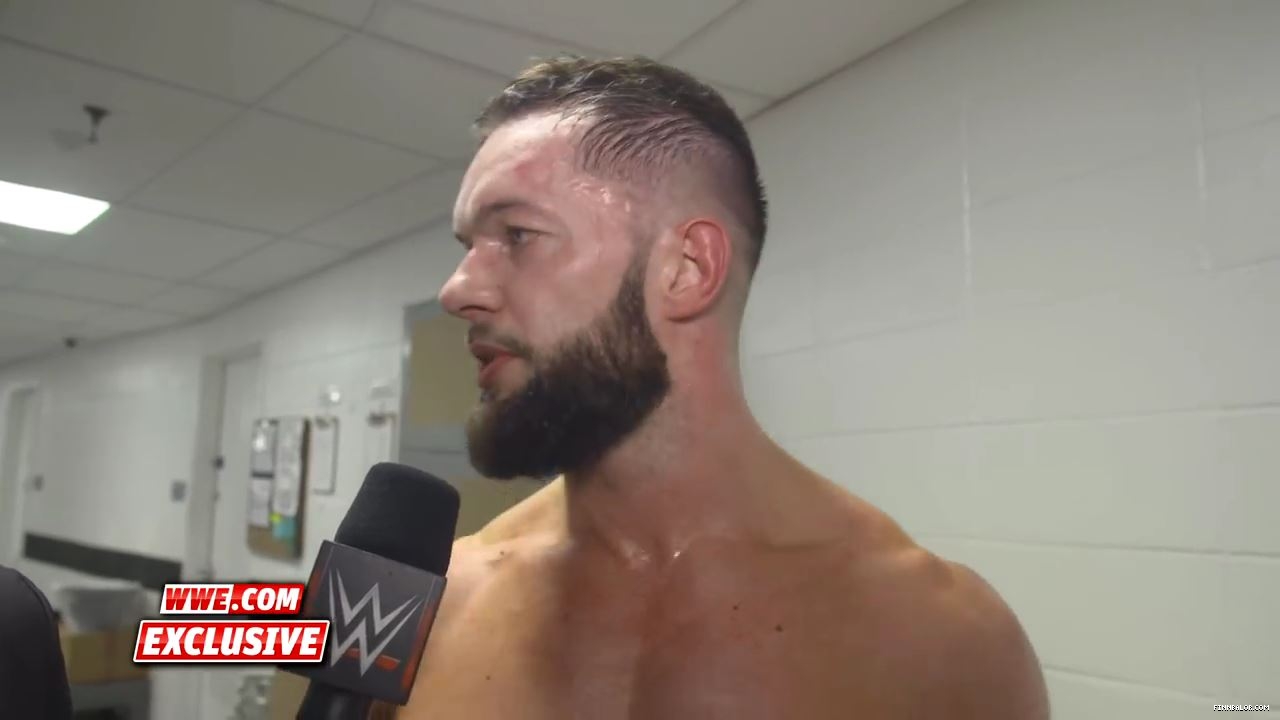 Finn_Balor_is_one_step_closer_to_reclaiming_the_Universal_Title__Raw_Exclusive2C_May_72C_2018_mp4_000033877.jpg