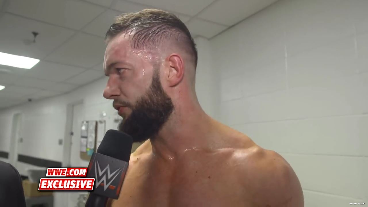 Finn_Balor_is_one_step_closer_to_reclaiming_the_Universal_Title__Raw_Exclusive2C_May_72C_2018_mp4_000038942.jpg