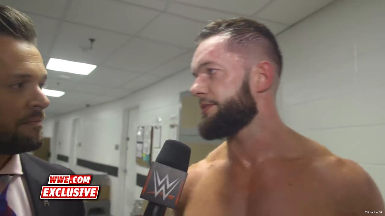 Finn_Balor_is_one_step_closer_to_reclaiming_the_Universal_Title__Raw_Exclusive2C_May_72C_2018_mp4_000040457.jpg