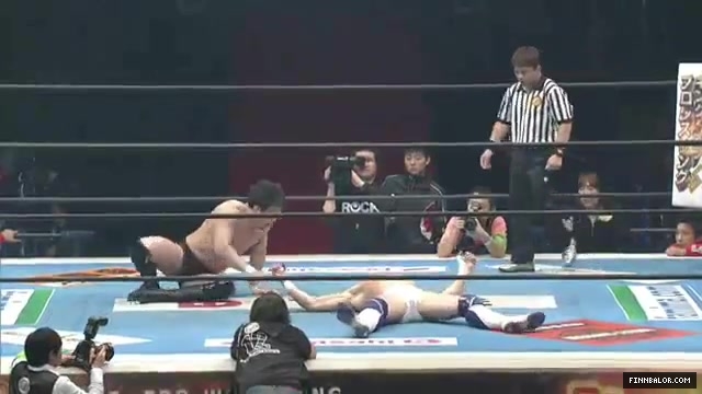 Prince_Devitt_vs__Ryusuke_Taguchi_NJPW_The_New_Beginning_10_02_198.jpg