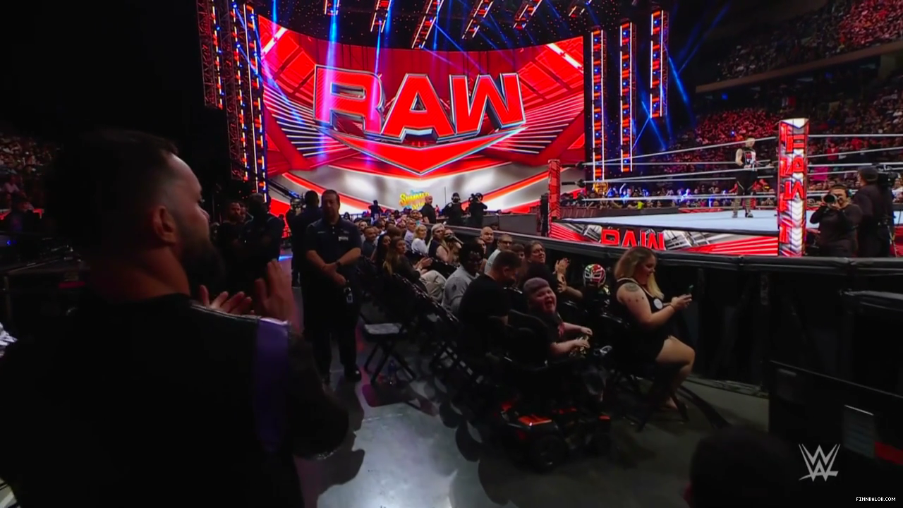 WWE_Monday_Night_RAW_2022_07_25_720p_HDTV_x264-Star_mkv_003332313~0.png
