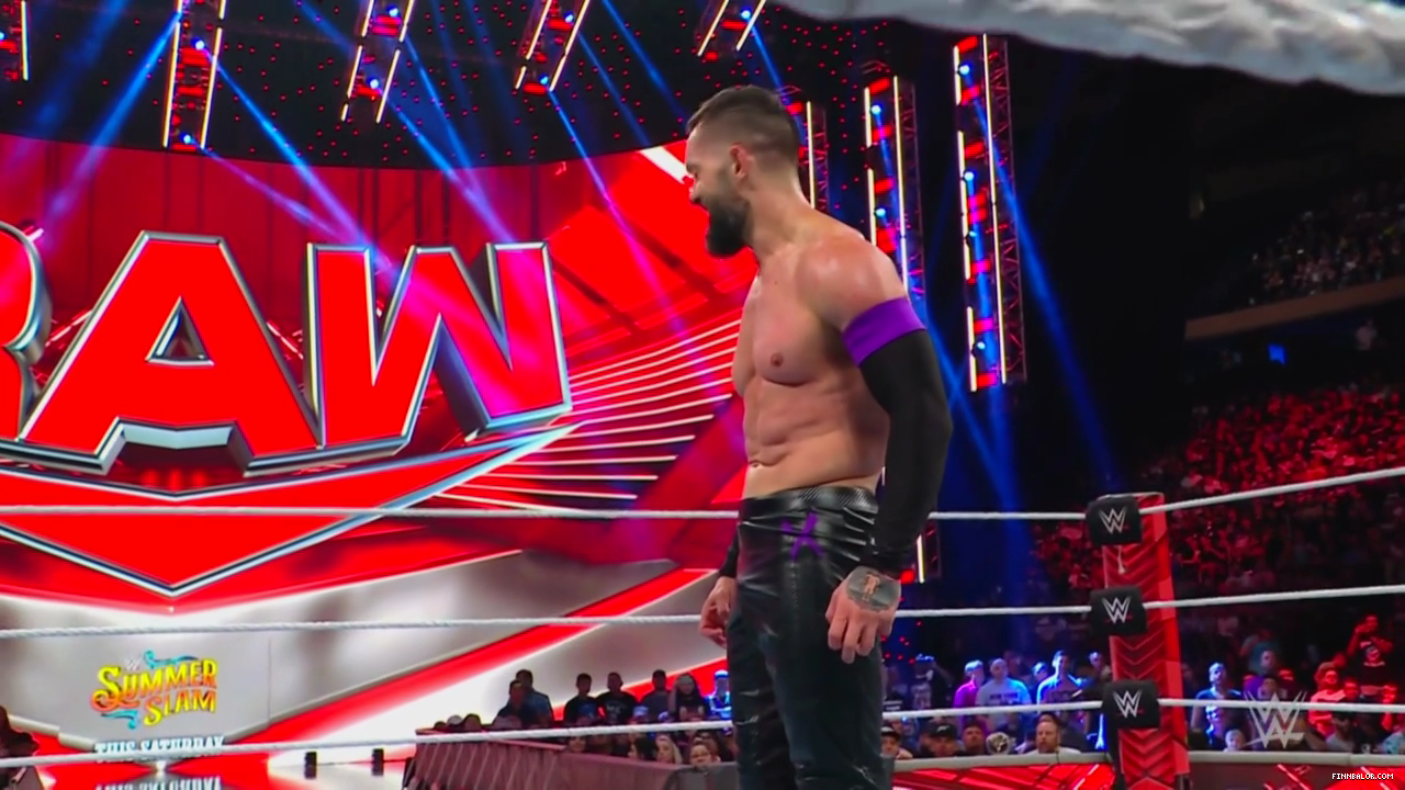 WWE_Monday_Night_RAW_2022_07_25_720p_HDTV_x264-Star_mkv_003858569.png