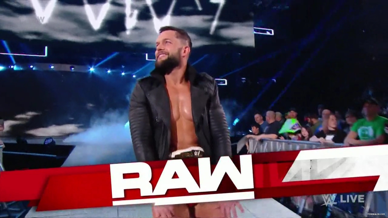 WWE_Monday_Night_RAW_2019_03_11_720p_HDTV_x264-KYR_mkv1819.jpg