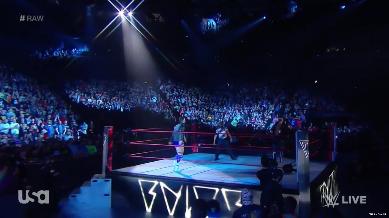 WWE_Monday_Night_Raw_2019_04_08_720p_HDTV_x264-NWCHD_mp42240.jpg