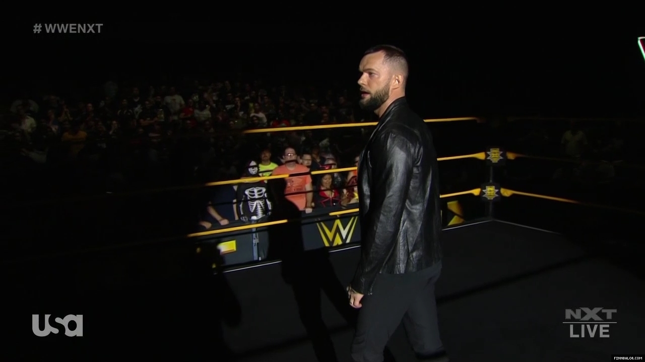 WWE_NXT_2019_10_30_USAN_720p_WEB_h264-HEEL_mp40149.jpg
