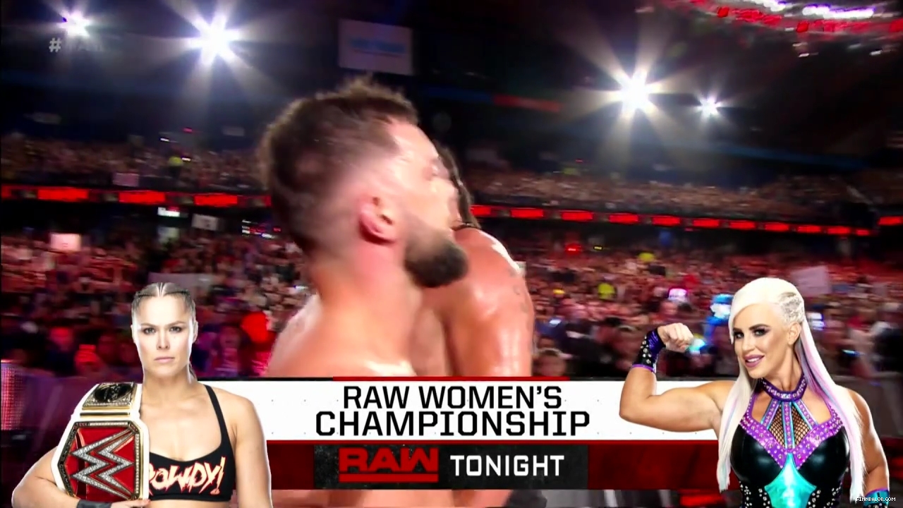 WWE_RAW_2019_03_18_720p_HDTV_x264-Star_mp40658.jpg