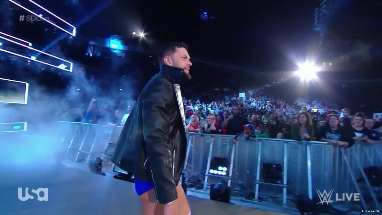 WWE_SmackDown_Live_2019_04_30_720p_HDTV_x264-NWCHD_mp40101.jpg