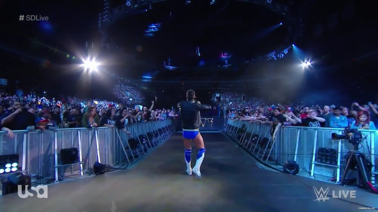 WWE_SmackDown_Live_2019_04_30_720p_HDTV_x264-NWCHD_mp40104.jpg